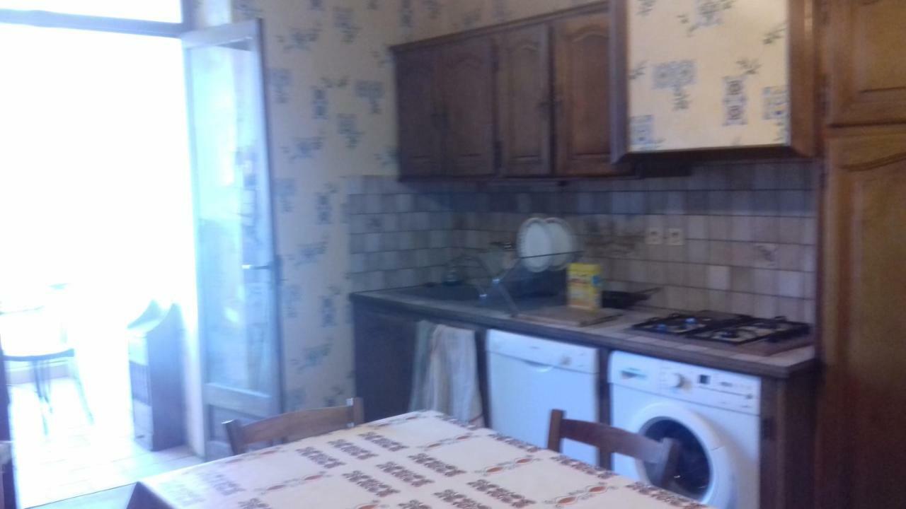 Appartement Du Jardin Saint-Affrique Exteriör bild